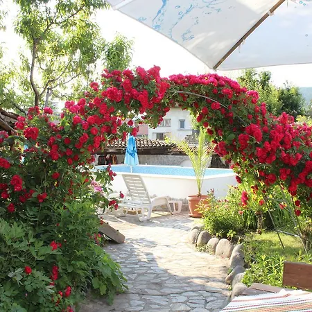 Гостевой дом старата тонина къща *